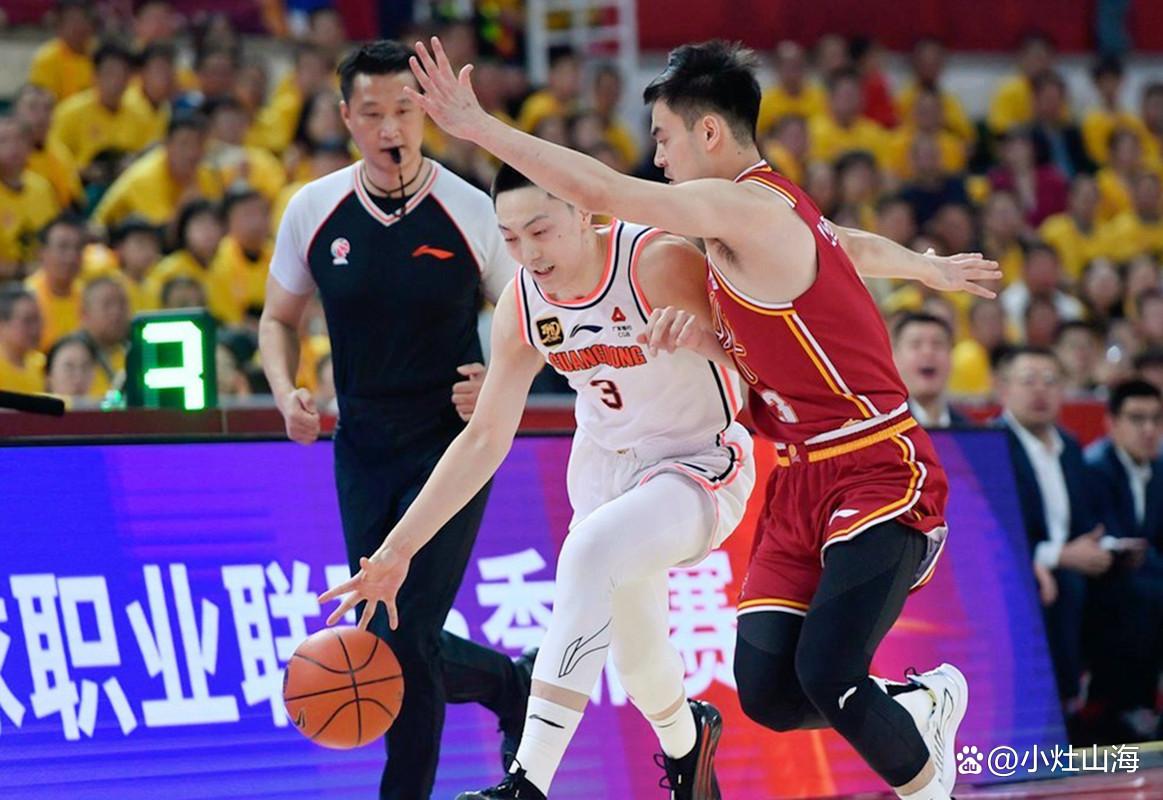 关于深圳男篮迎CBA常规赛关键赛，今晚单刀错失，底气十足，身体对抗强度拉满的信息