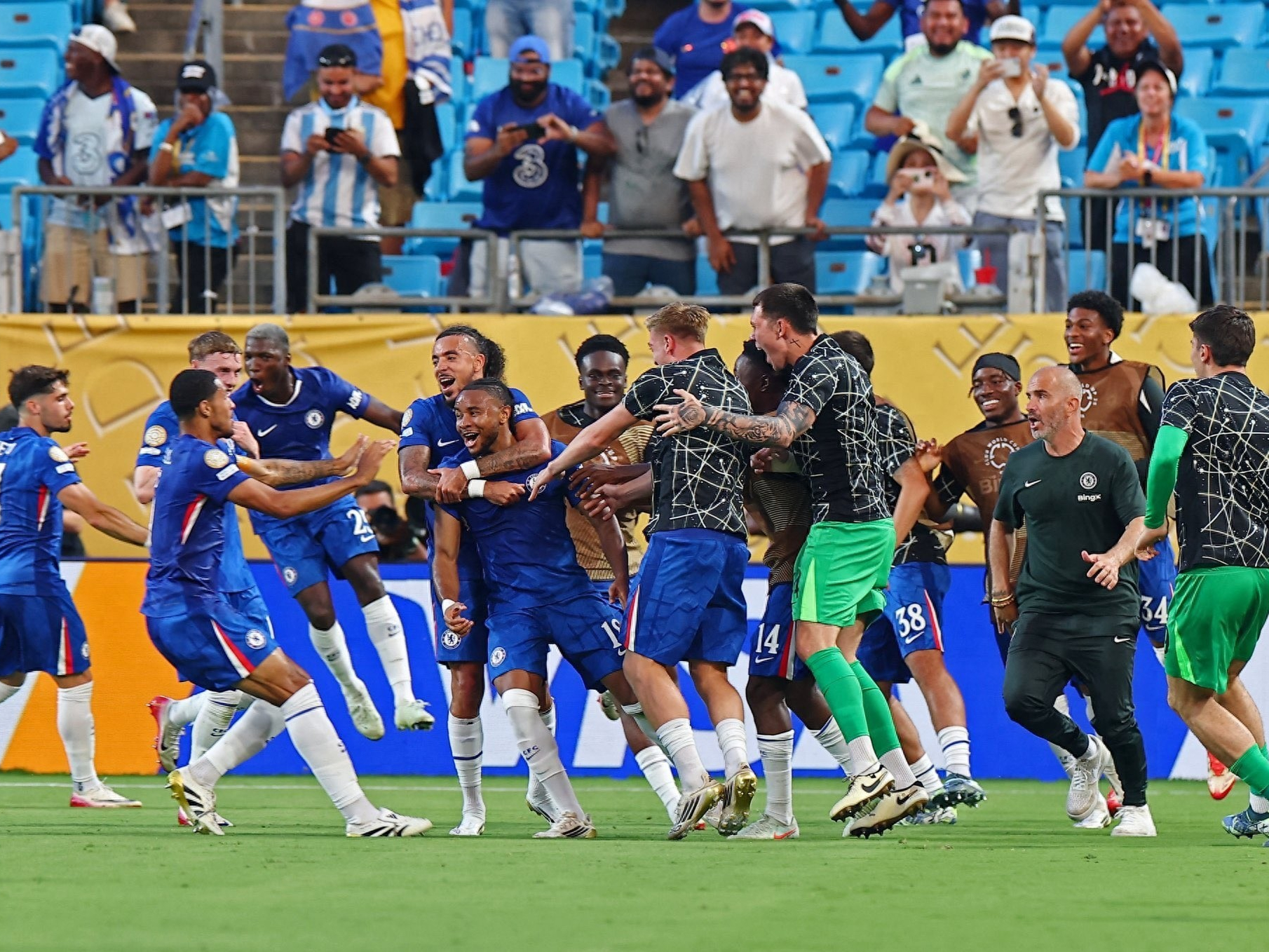 关于波尔图迎葡超关键赛，今夜内部沟通，底气十足，轮换策略成焦点的信息